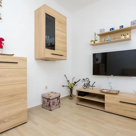 Andjelko By Interhome Lejlighed *